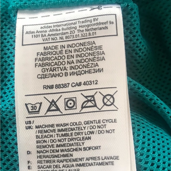 EUC Woman’s Adidas Lightweight Jacket Size Small - Picture 5 of 9